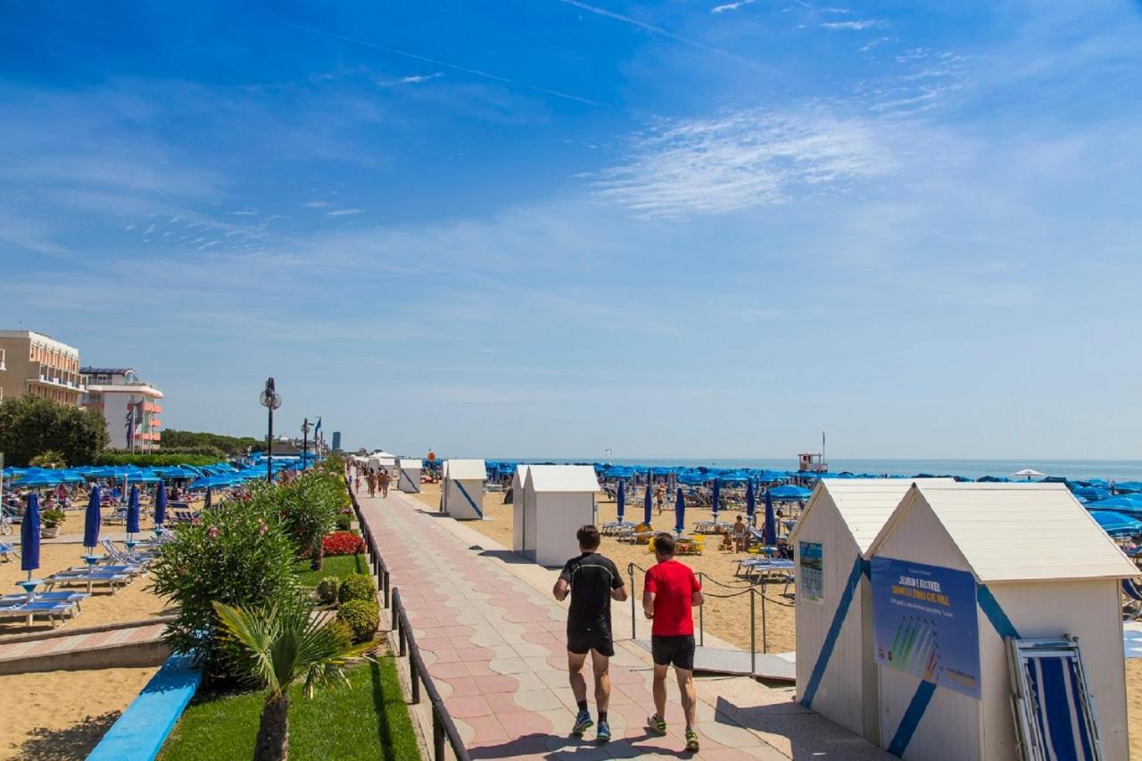 Apartamento Apollo Lido di Jesolo Exterior foto